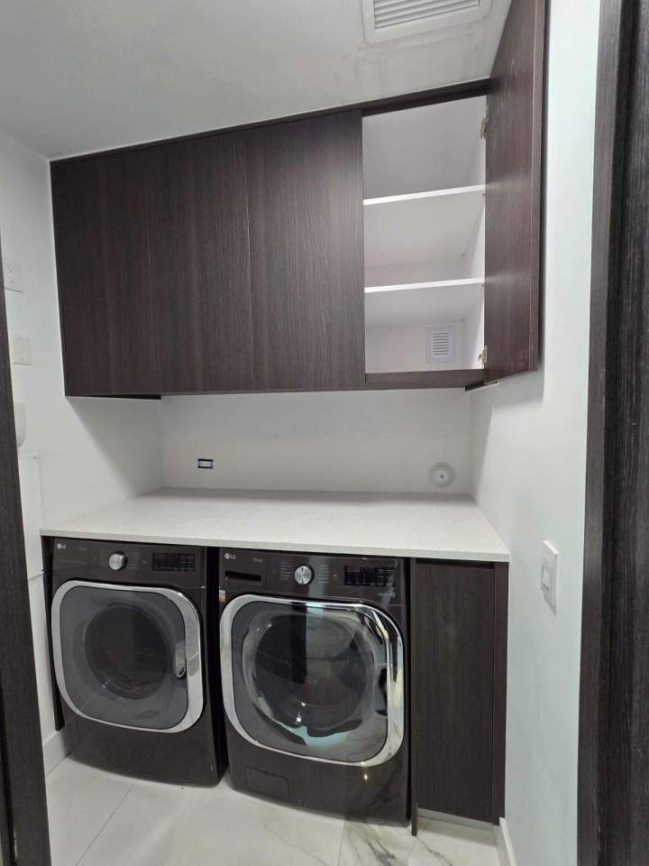 Wall Unit Design Doral